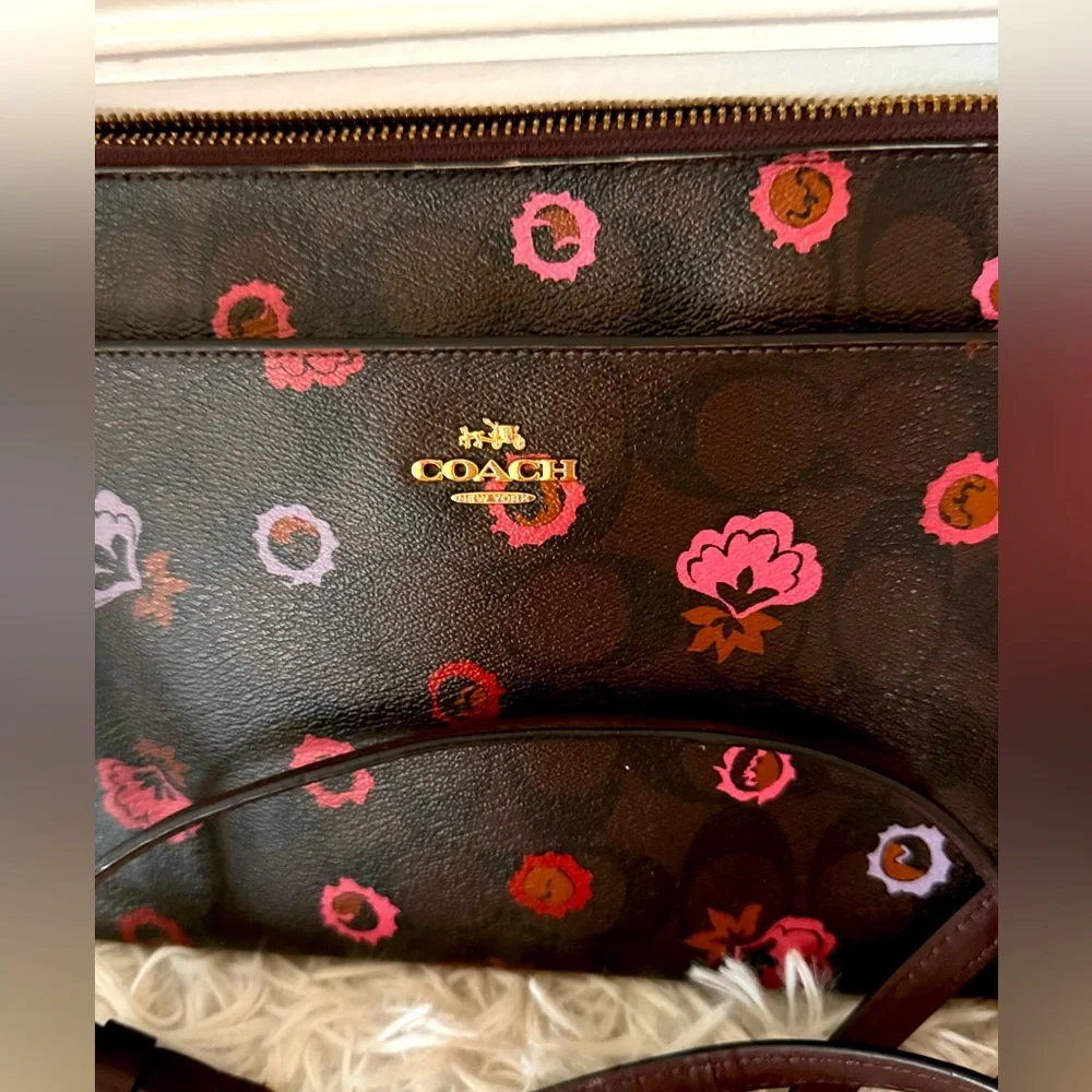 Coach East West Primerose Floral Crossbody Bag - Picture 4 of 12